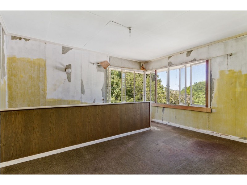 82 Patricks Road, Arana Hills QLD 4054