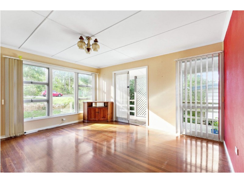 32 Eveleigh Street, Arana Hills QLD 4054