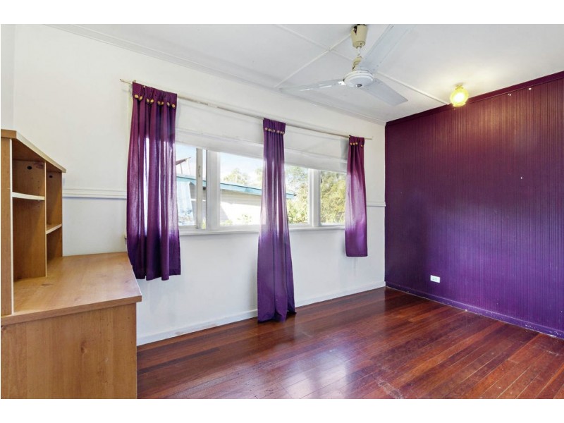 32 Eveleigh Street, Arana Hills QLD 4054