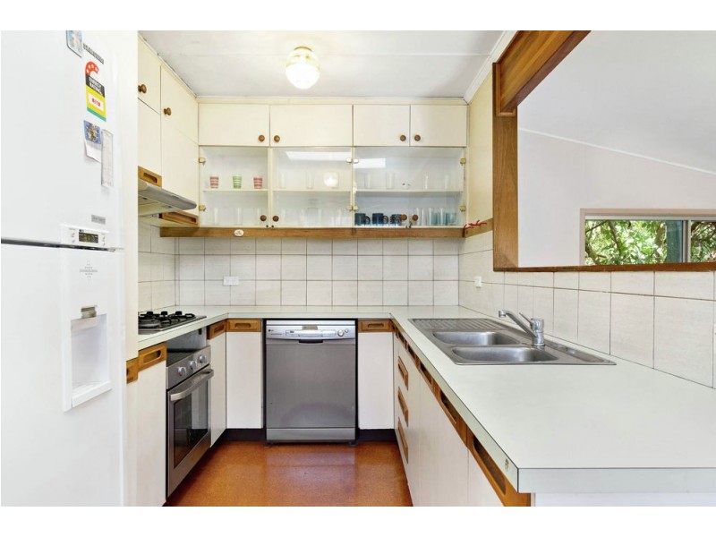 32 Eveleigh Street, Arana Hills QLD 4054