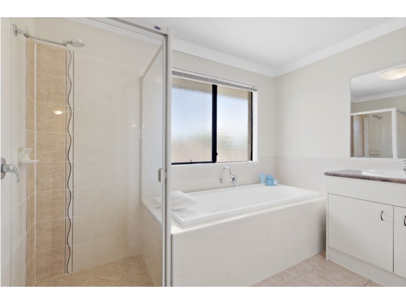 54 Elliot Street, Carseldine QLD 4034