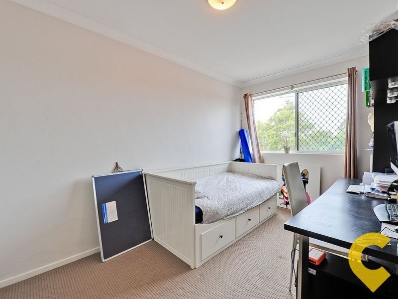 2/12 Bruce Street, Chermside QLD 4032