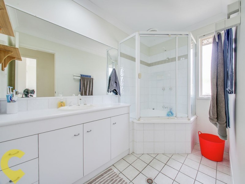 10 Charolais Crescent, Upper Kedron QLD 4055