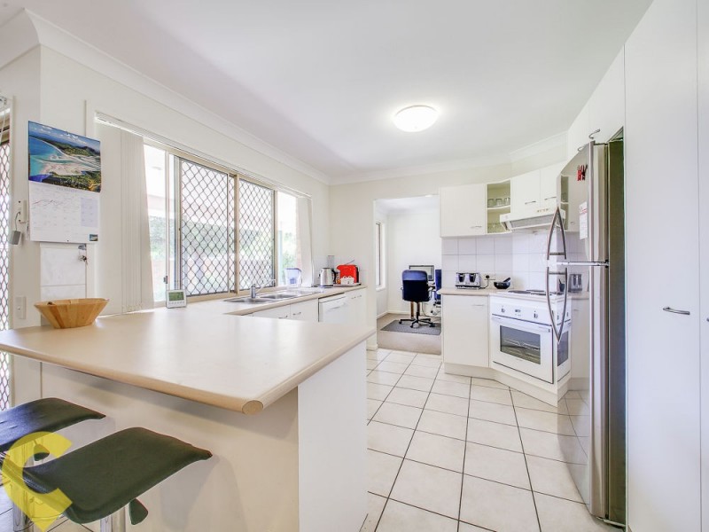 10 Charolais Crescent, Upper Kedron QLD 4055