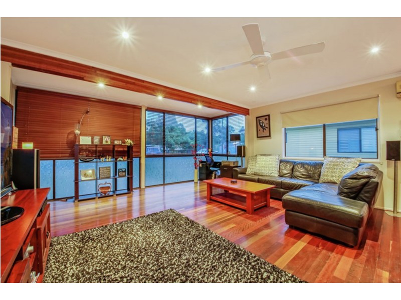 25 View Crescent, Arana Hills QLD 4054