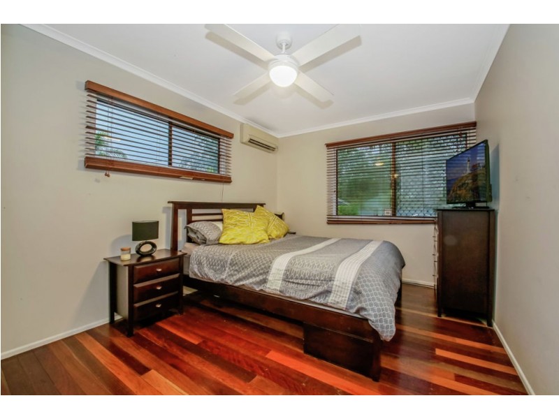 25 View Crescent, Arana Hills QLD 4054