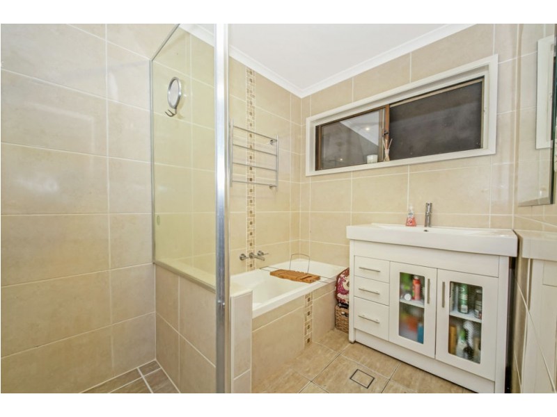 25 View Crescent, Arana Hills QLD 4054