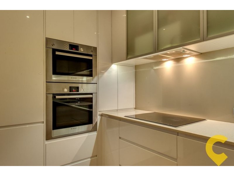 6 Hughes Street, Mcdowall QLD 4053