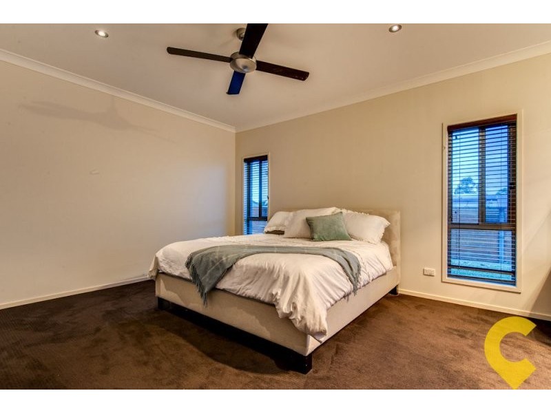 6 Hughes Street, Mcdowall QLD 4053