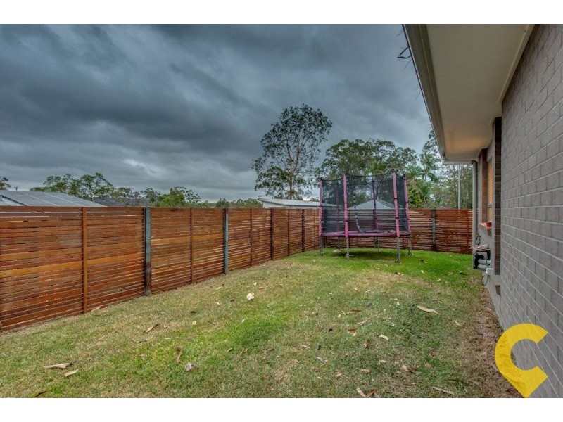 6 Hughes Street, Mcdowall QLD 4053