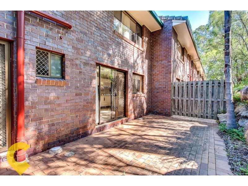 50 Quinnia Court, Ferny Hills QLD 4055