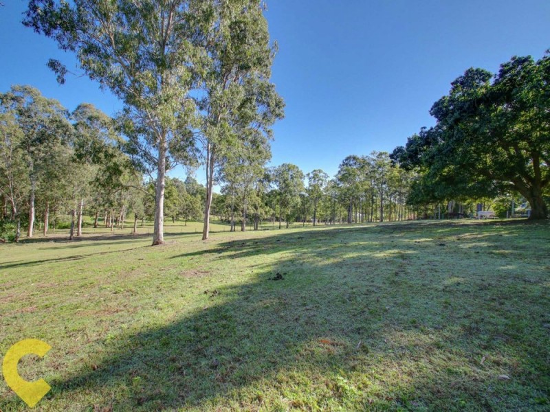 Camp Mountain QLD 4520