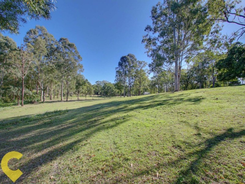 Camp Mountain QLD 4520