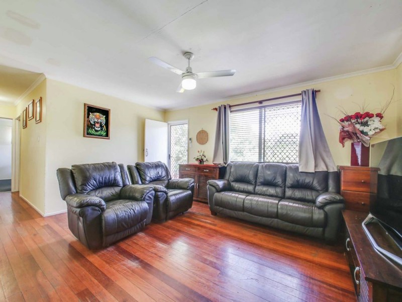 32 Cobbity Crescent, Arana Hills QLD 4054