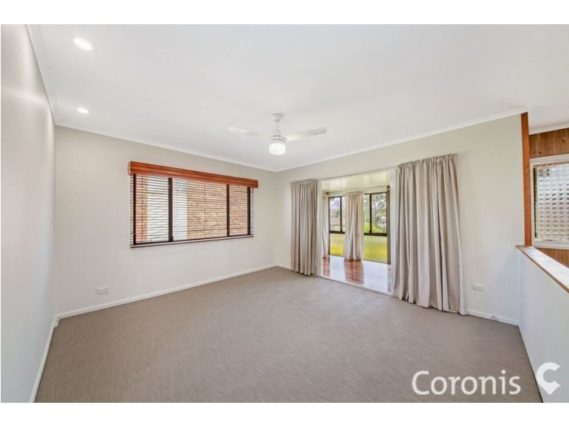 19 Derrima Crescent, Ferny Hills QLD 4055