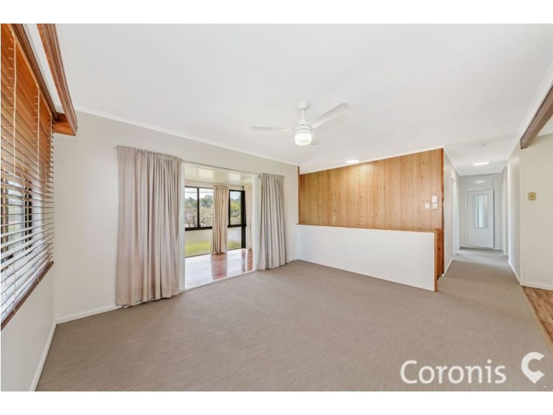 19 Derrima Crescent, Ferny Hills QLD 4055