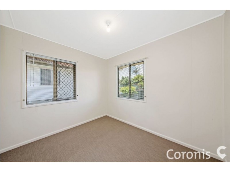19 Derrima Crescent, Ferny Hills QLD 4055