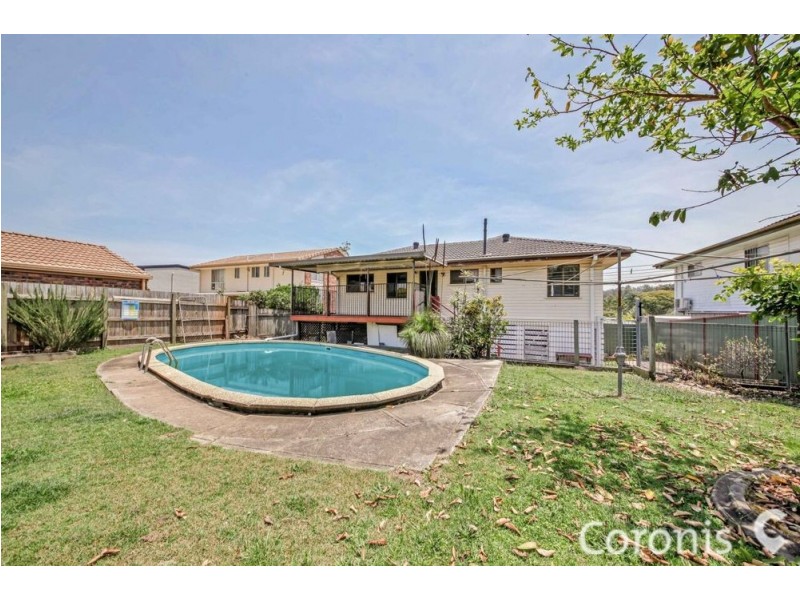 19 Derrima Crescent, Ferny Hills QLD 4055