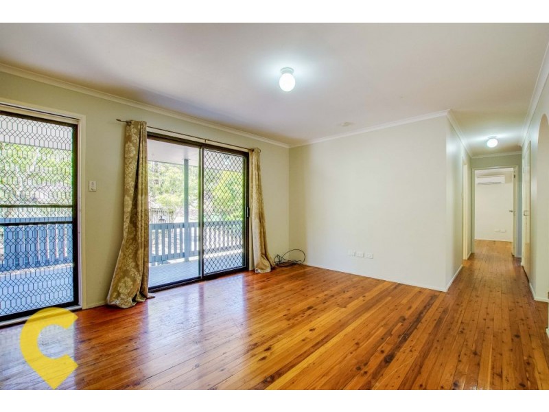 33 Teenan Street, Ferny Hills QLD 4055