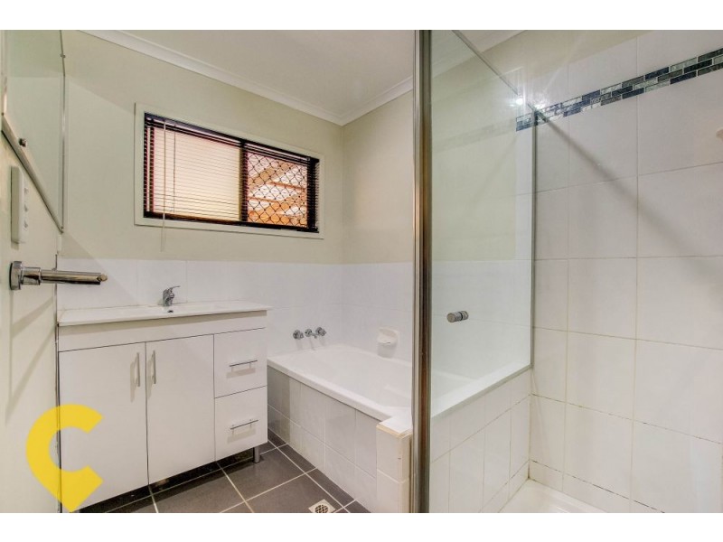 33 Teenan Street, Ferny Hills QLD 4055