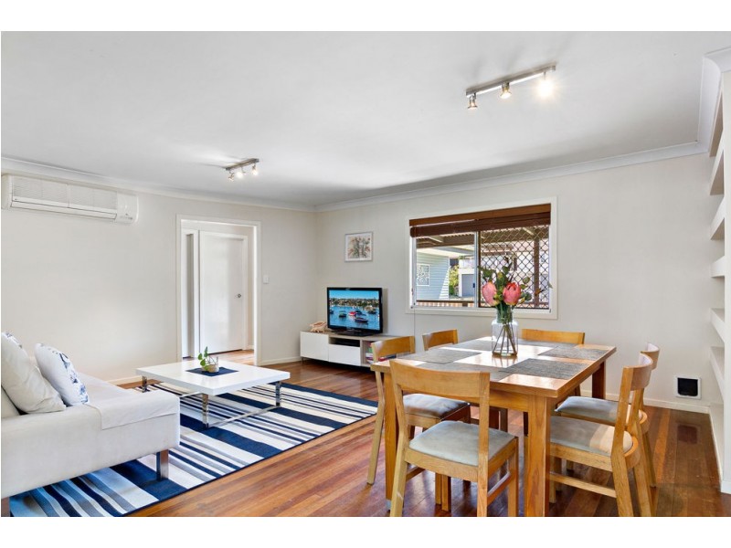 4 Onslow Street, Arana Hills QLD 4054