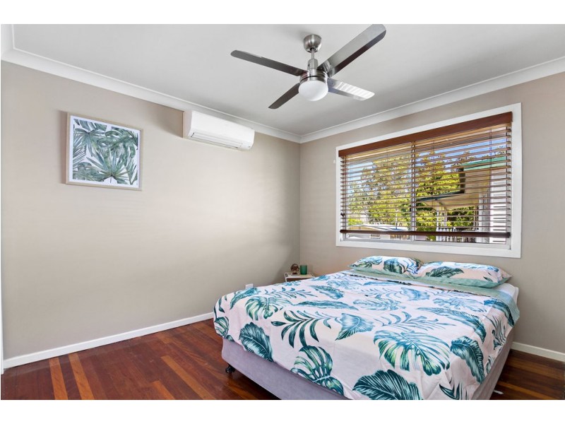 4 Onslow Street, Arana Hills QLD 4054