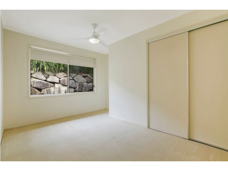 8 Prospect Place, Upper Kedron QLD 4055