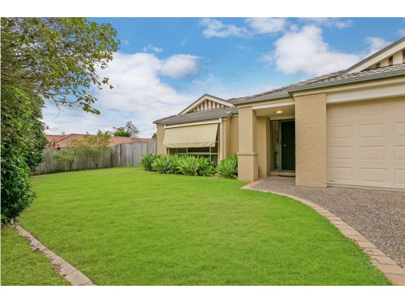 8 Prospect Place, Upper Kedron QLD 4055