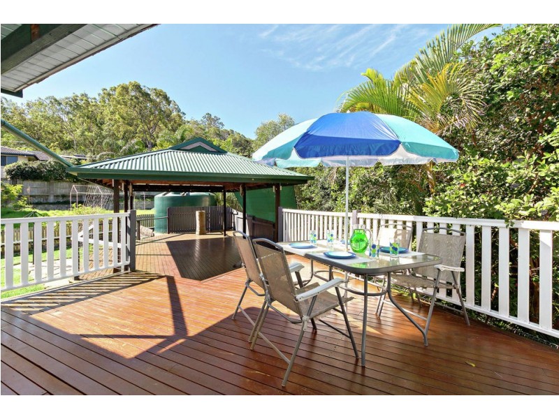 2 Keperra Court, Arana Hills QLD 4054