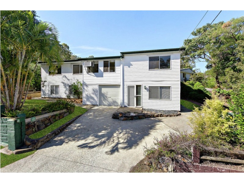 2 Keperra Court, Arana Hills QLD 4054