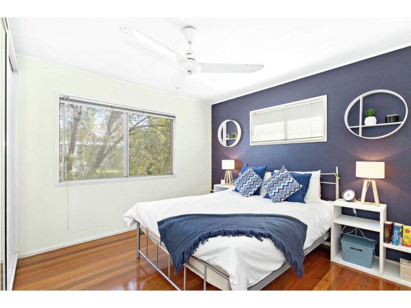 2 Keperra Court, Arana Hills QLD 4054