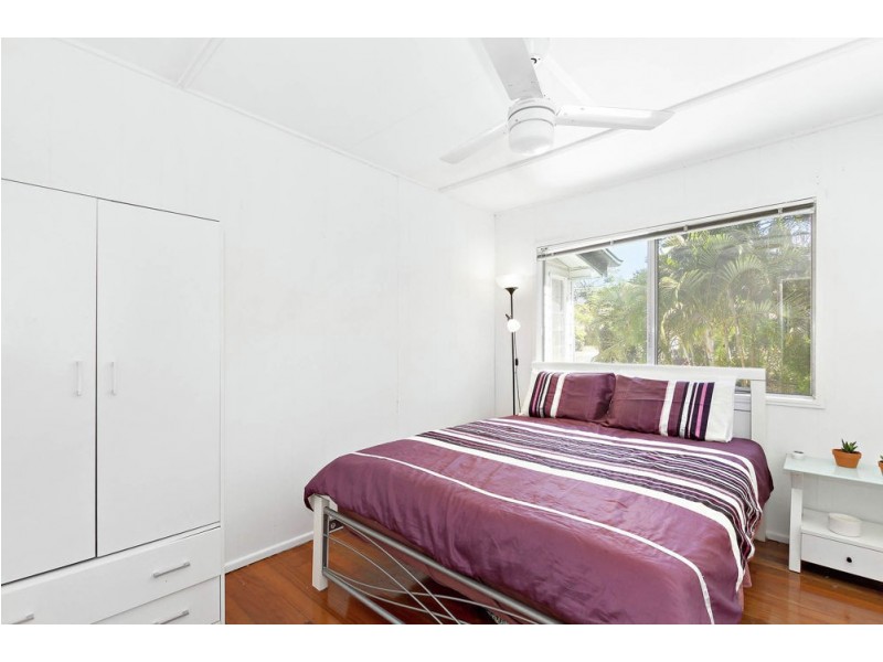 2 Keperra Court, Arana Hills QLD 4054