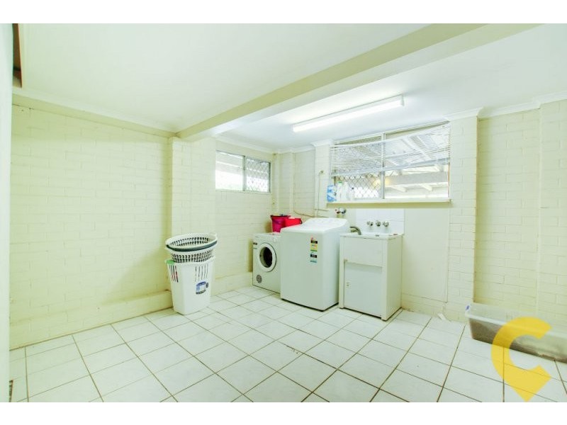 14 Leslie St, Arana Hills QLD 4054