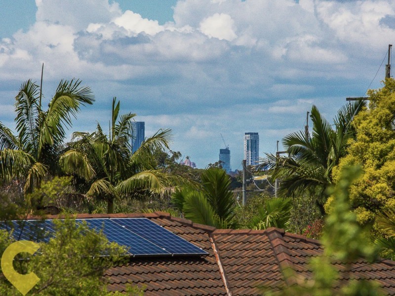 102 Minto Crescent, Arana Hills QLD 4054