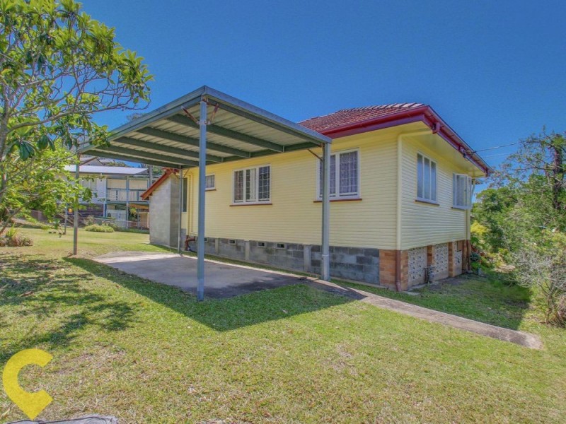 102 Minto Crescent, Arana Hills QLD 4054