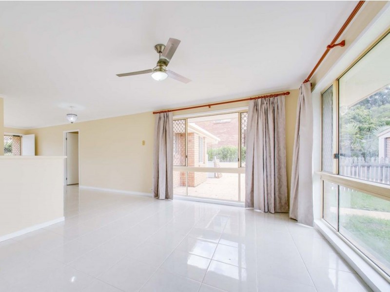 22 Pettys Rd, Everton Hills QLD 4053