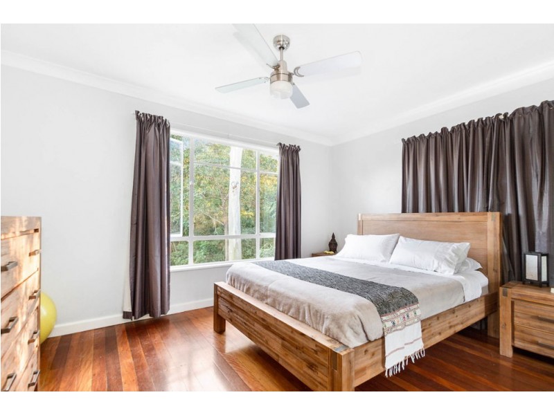 898 South Pine Road, Everton Park QLD 4053