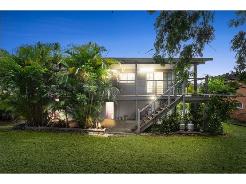 23 Patricks Road, Arana Hills QLD 4054