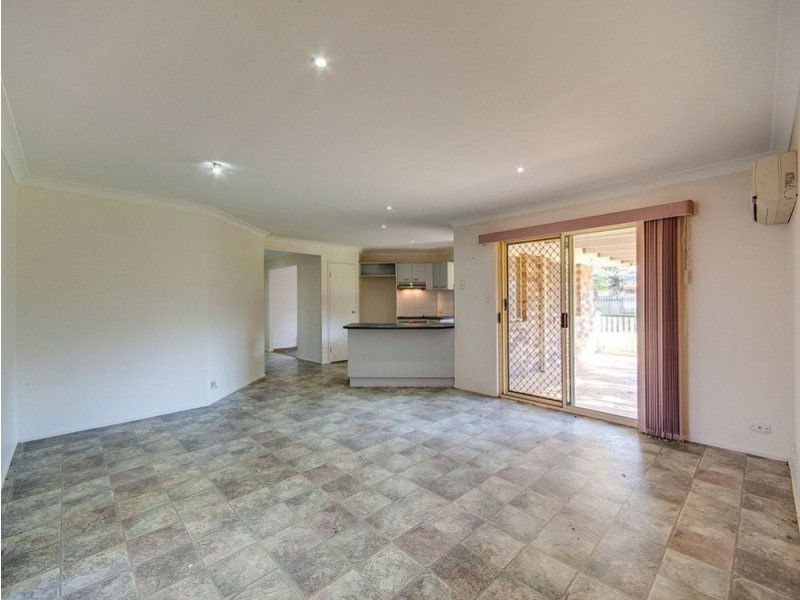 66 Hillenvale Avenue, Arana Hills QLD 4054