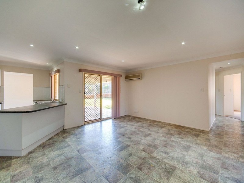 66 Hillenvale Avenue, Arana Hills QLD 4054