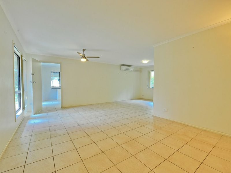 5 Jane Street, Arana Hills QLD 4054