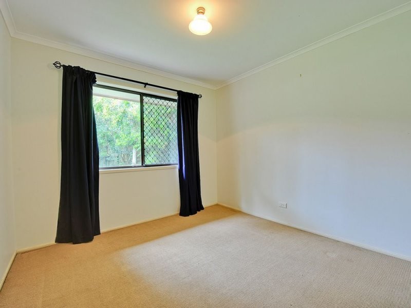 5 Jane Street, Arana Hills QLD 4054