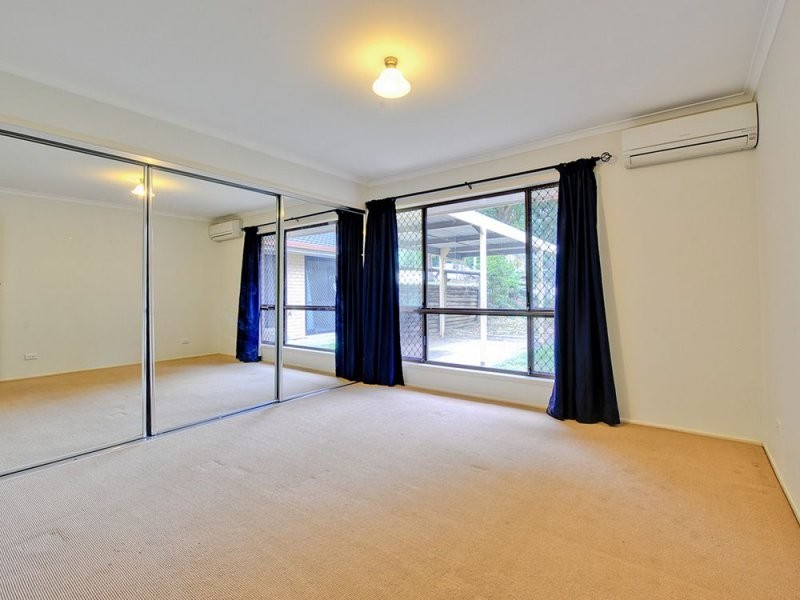 5 Jane Street, Arana Hills QLD 4054