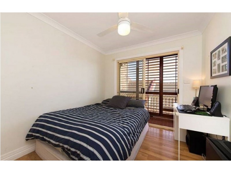 7/27 Swann Road, Taringa QLD 4068
