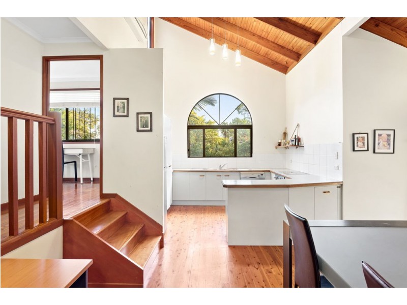 11 Park Road, Ferny Hills QLD 4055