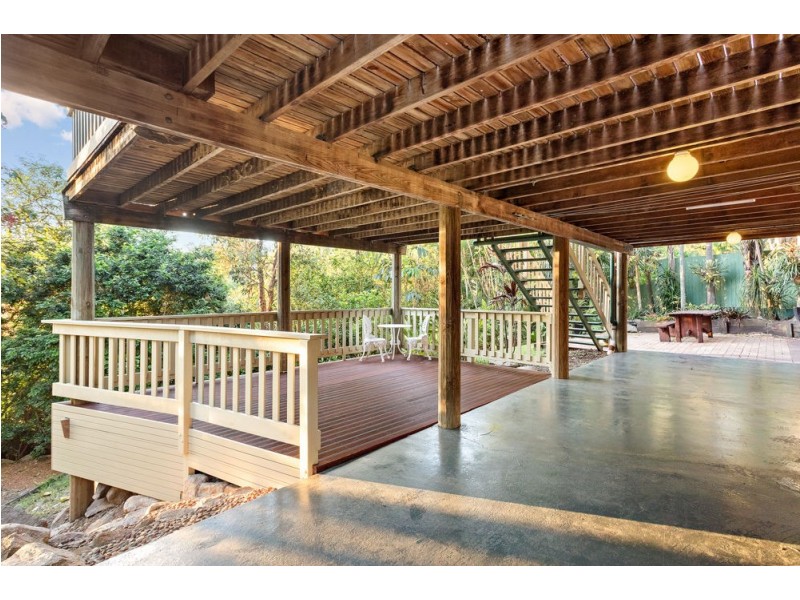 11 Park Road, Ferny Hills QLD 4055