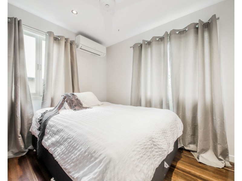 8 Collard Street, Zillmere QLD 4034