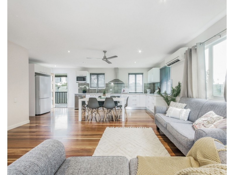 8 Collard Street, Zillmere QLD 4034