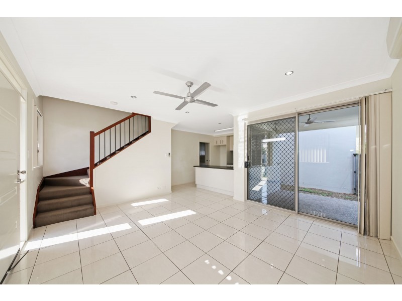 35 Hinchinbrook Avenue, Fitzgibbon QLD 4018