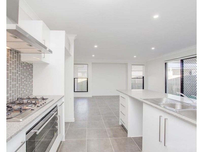 12 Mannikin Street, Griffin QLD 4503